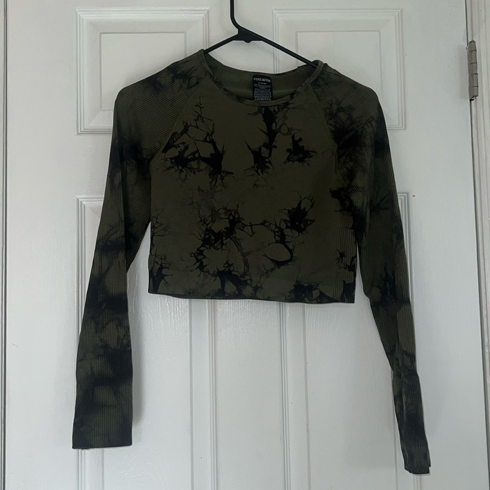 PINK ACTIVE Victoria’s Secret active top long sleeve tie dye green black top - Picture 5 of 10